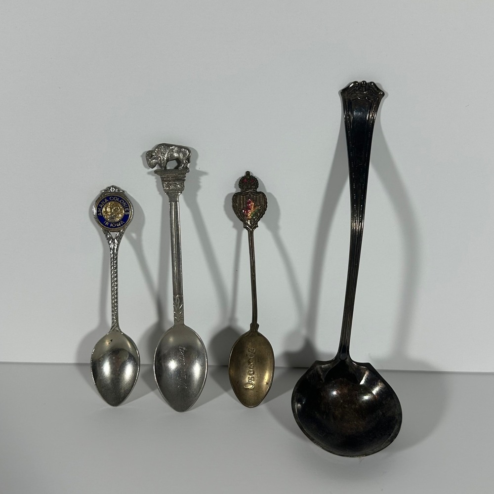 Vintage Souvenir Spoon Set 1847 Rogers Bros Ladle Amana Colonies Winnipeg‎ Bison